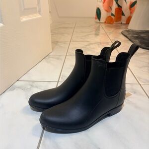 Sam Edelman Black Rain Boots